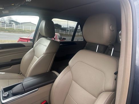 Used 2013 Mercedes-Benz ML 350 4MATIC image 10