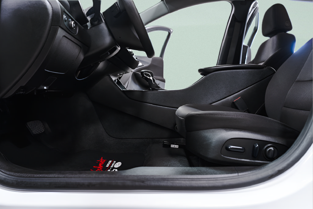 Used 2024 Chevrolet Malibu LT FWD image 25