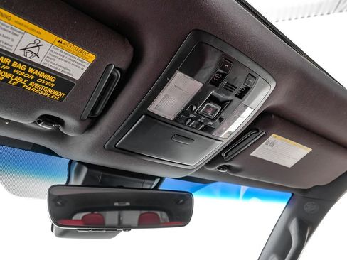 Used 2022 Lexus GX 460 Premium w/ Premium Package image 28