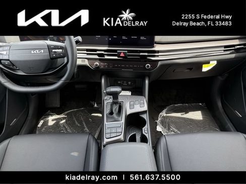 New 2026 Kia Sportage EX FWD image 13