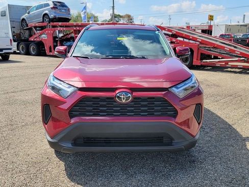 Used 2022 Toyota RAV4 XLE image 11