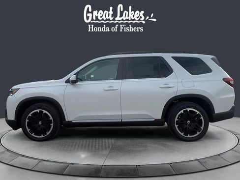 New 2026 Honda Pilot Touring image 2