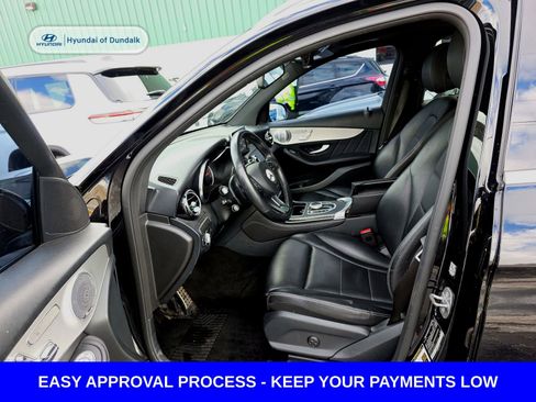 Used 2019 Mercedes-Benz GLC 300 4MATIC w/ AMG Line image 14