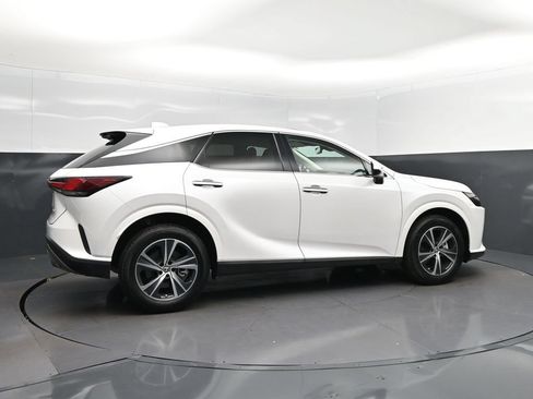 Used 2024 Lexus RX 350 FWD w/ Technology Package image 8