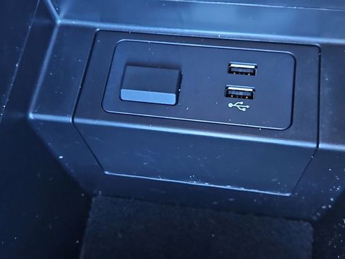 Used 2022 MAZDA CX-9 Touring Plus image 17