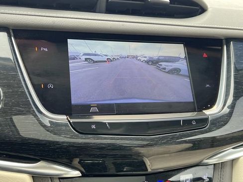 Used 2022 Cadillac XT6 Premium Luxury AWD/4WD image 23