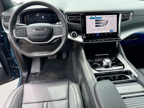 New 2026 Jeep Grand Wagoneer L Limited AWD/4WD image 24