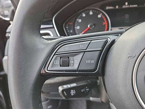 Used 2023 Audi A4 2.0T Premium w/ Convenience Package image 17