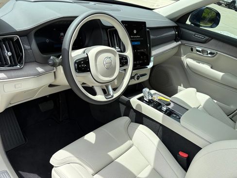 New 2026 Volvo XC90 B5 Ultra w/ Protection Package Premier AWD/4WD image 12