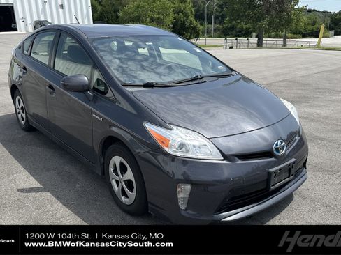 Used 2013 Toyota Prius Two FWD image 1