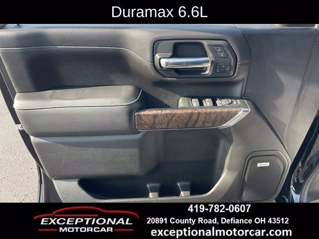Used 2023 GMC Sierra 2500 Denali w/ Denali Black Diamond Edition AWD/4WD image 12