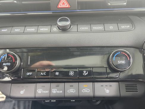 Used 2022 Hyundai Elantra N FWD image 24
