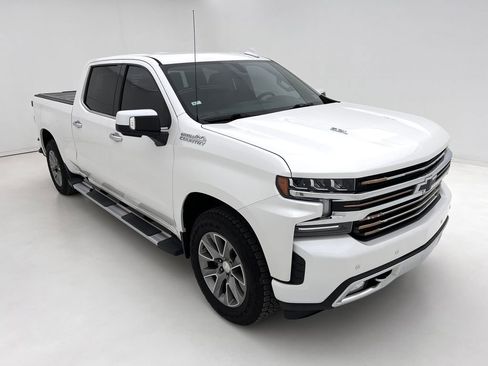 Used 2019 Chevrolet Silverado 1500 High Country w/ Z71 Off-Road Package image 5