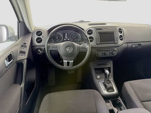 Used 2017 Volkswagen Tiguan S AWD/4WD image 21