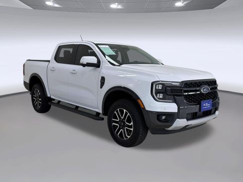 Certified 2024 Ford Ranger Lariat w/ Trailer Tow Package RWD image 7