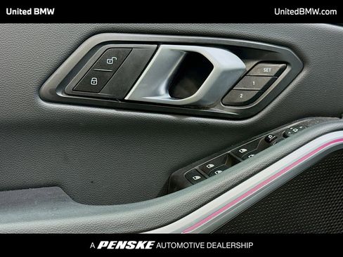 Used 2025 BMW 330i xDrive Sedan AWD/4WD image 3