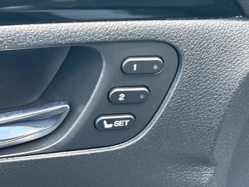 Used 2022 Honda Pilot Elite image 34