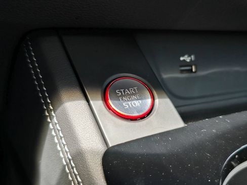Used 2023 Audi S4 Premium Plus w/ Premium Plus Package AWD/4WD image 31