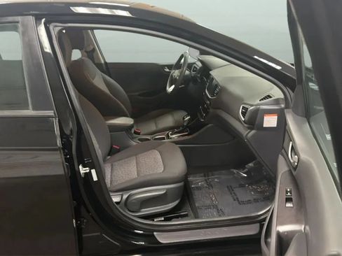 Used 2017 Hyundai Ioniq Blue FWD image 22