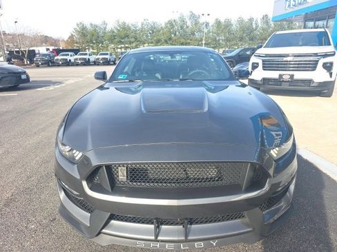 Used 2016 Ford Mustang Shelby GT350 w/ Technology Package image 2