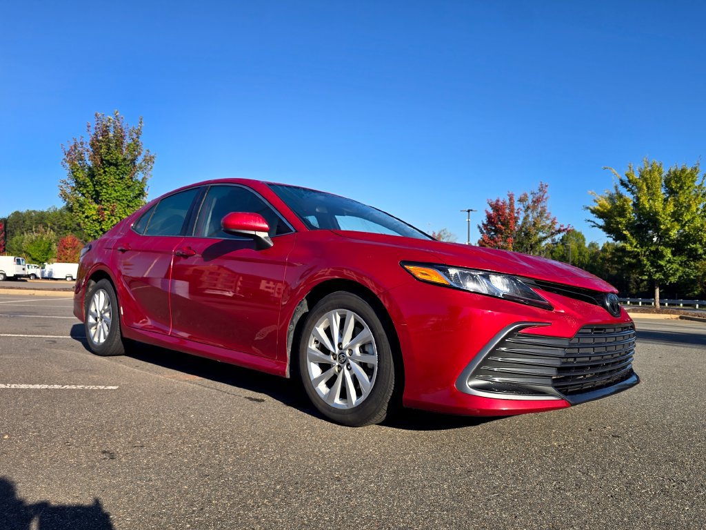 Used 2023 Toyota Camry LE FWD image 32