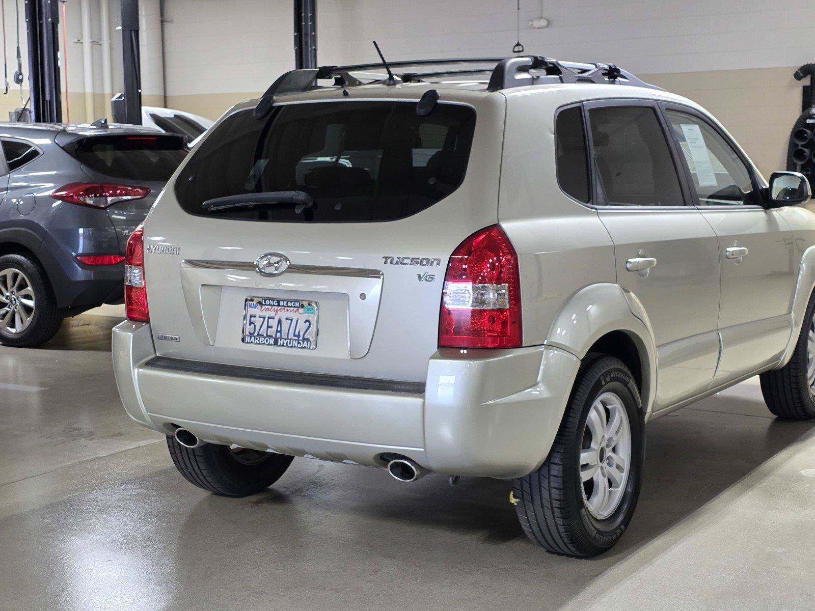 Used 2007 Hyundai Tucson Limited FWD image 11