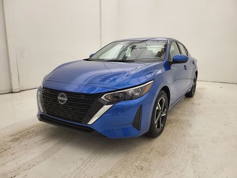 Used 2025 Nissan Sentra SV image 14