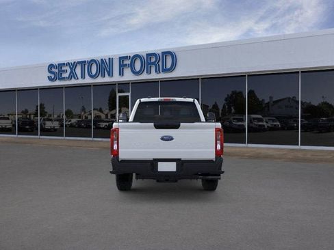 New 2025 Ford F250 XL w/ XL Off-Road Package image 5