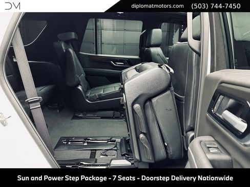 Used 2026 GMC Yukon Denali w/ Sun & Power Step Package AWD/4WD image 23