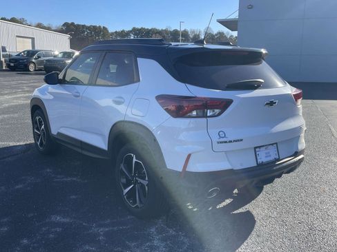 Certified 2021 Chevrolet TrailBlazer RS w/ Technology Package image 14