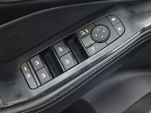 Used 2024 Nissan Rogue SV AWD/4WD image 24