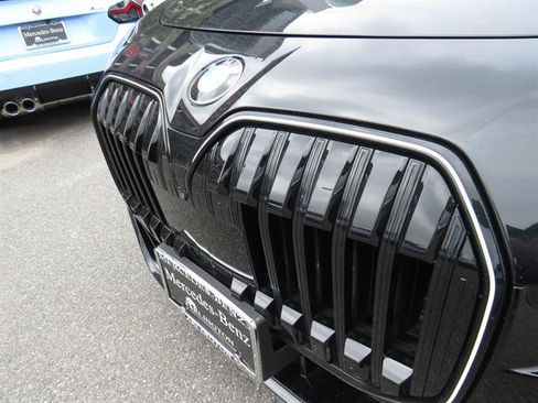 Used 2024 BMW 760i xDrive w/ Executive Package AWD/4WD image 25