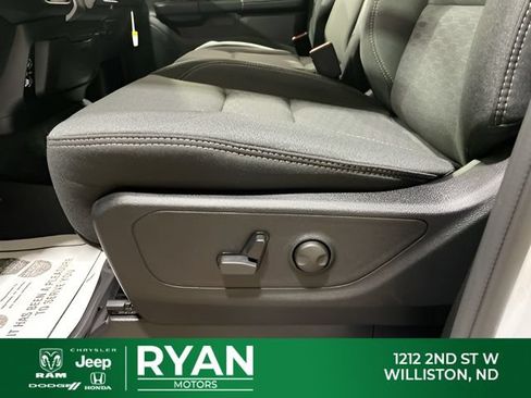 New 2026 RAM 1500 Big Horn AWD/4WD image 40