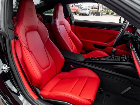 Used 2026 Porsche 911 GT3 image 39