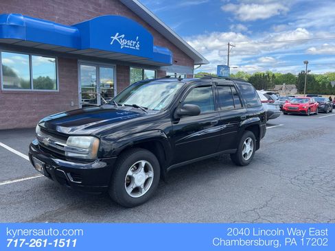Used 2006 Chevrolet TrailBlazer LS w/ LS Preferred Equipment Group AWD/4WD image 1