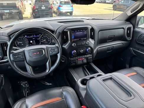 Used 2020 GMC Sierra 1500 AT4 w/ AT4 Premium Package AWD/4WD image 12