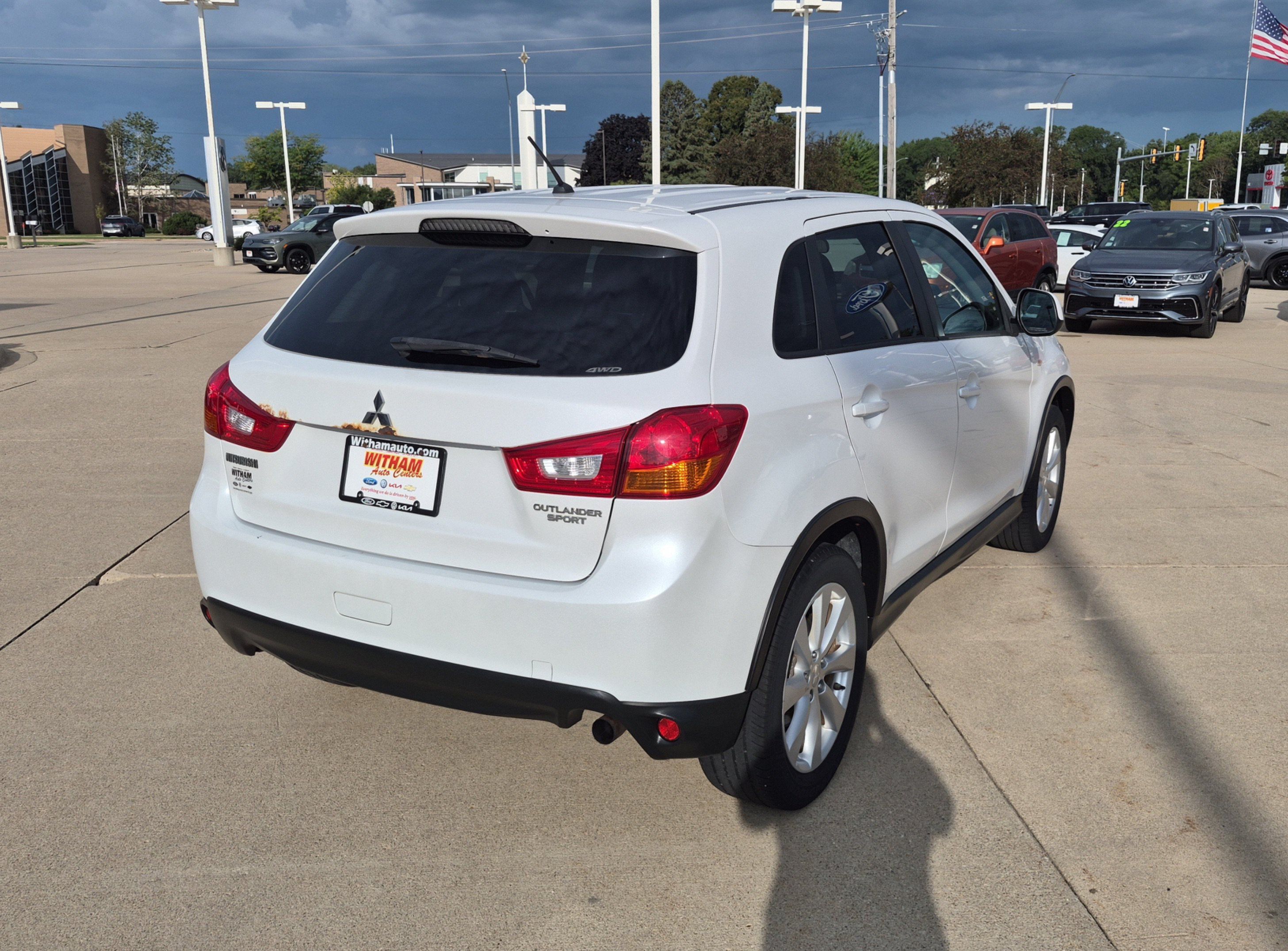 Used 2015 Mitsubishi Outlander Sport ES AWD/4WD image 4