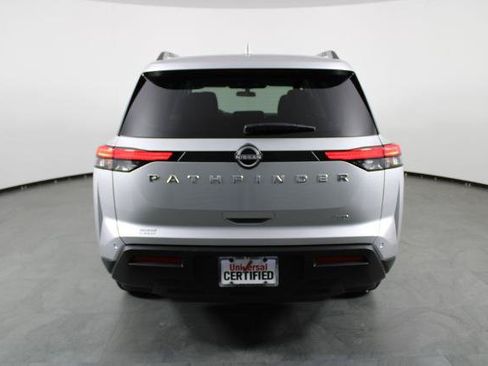 Certified 2025 Nissan Pathfinder SV AWD/4WD image 11