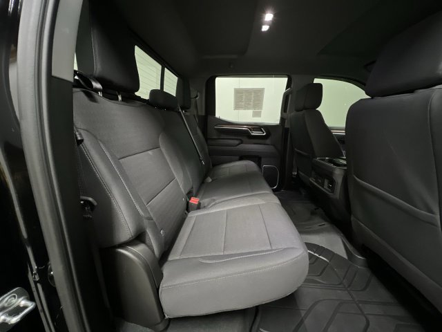 Certified 2025 Chevrolet Silverado 1500 RST w/ Rally Edition AWD/4WD image 28