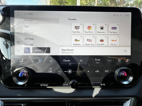 Used 2023 Lexus RX 500h F Sport w/ Cold Area Package AWD/4WD image 23