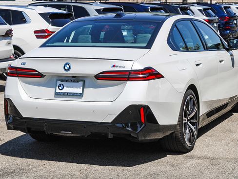 New 2025 BMW i5 M60 w/ Premium Package AWD/4WD image 6
