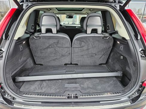Used 2023 Volvo XC90 T8 Plus w/ Protection Package Premier image 11
