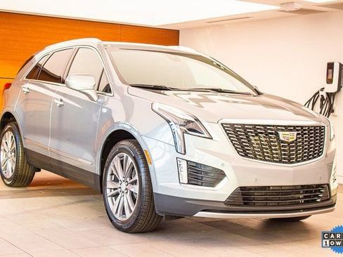Certified 2025 Cadillac XT5 Premium Luxury image 5