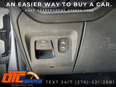 Used 2023 RAM 1500 Laramie AWD/4WD image 15