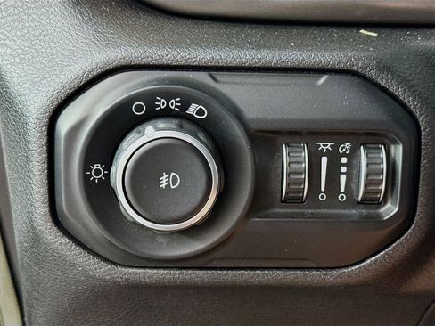 Used 2020 Jeep Wrangler Unlimited Sport image 14