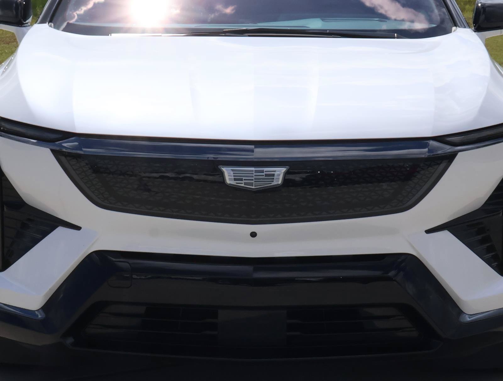Certified 2025 Cadillac Optiq Sport 2 AWD/4WD image 8