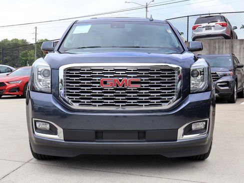 Used 2019 GMC Yukon Denali w/ Denali Ultimate Package AWD/4WD image 10