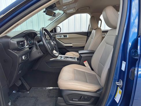 Used 2021 Ford Explorer Limited w/ Equipment Group 301A image 15
