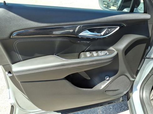 Used 2023 Buick Envision Essence w/ Sport Touring Package AWD/4WD image 11