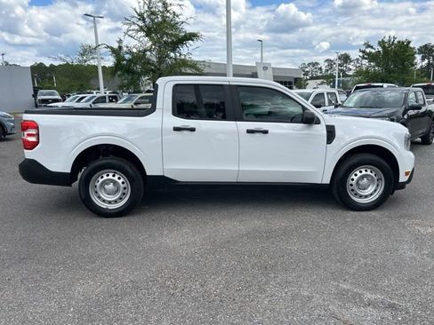 Certified 2022 Ford Maverick XL FWD image 3